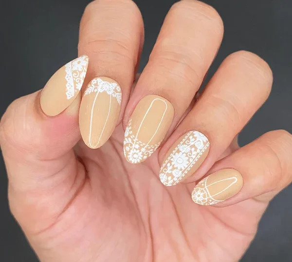 10 Stunning French Tip Nails Designs You’ll Absolutely Love in 2025